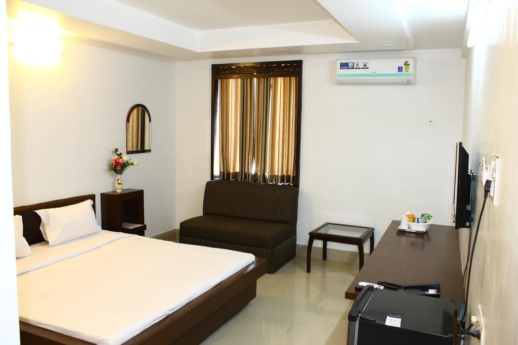 Hotel Rasoi Inn Bilāspur Habitación foto